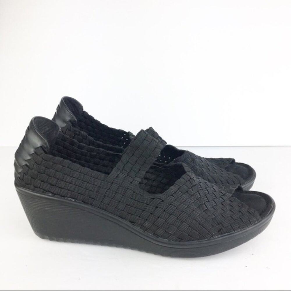 SZ 8.5 Baretraps Stretch Peep Toe Woven Black Mary Jane Comfy Wedges